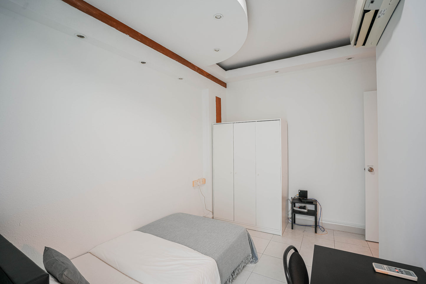Common Bedroom with Balcony