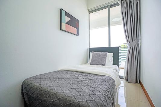 Common Bedroom with Balcony