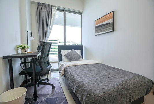 Common Bedroom with Balcony